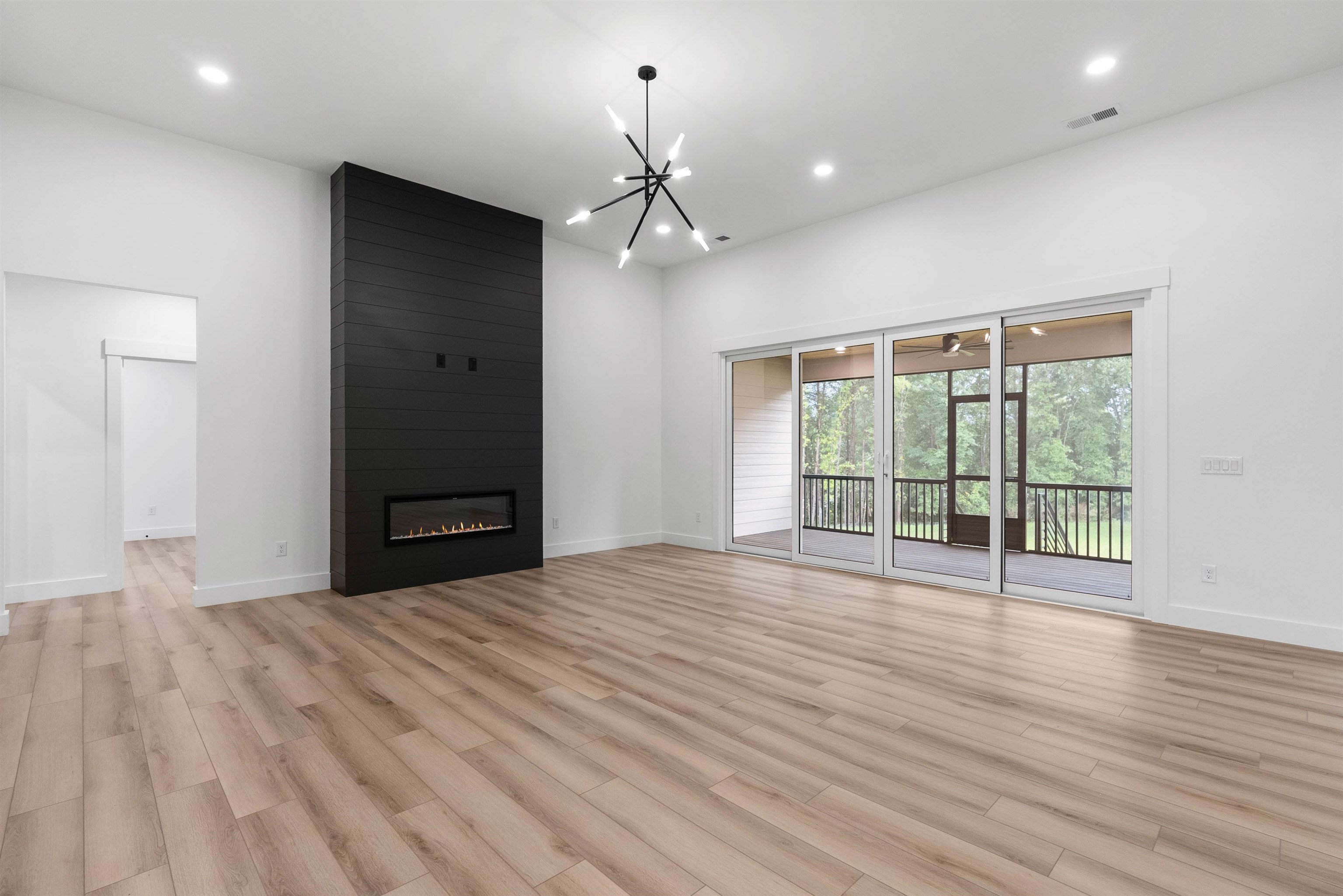 734 New South Court, WELLFORD, South Carolina image 4