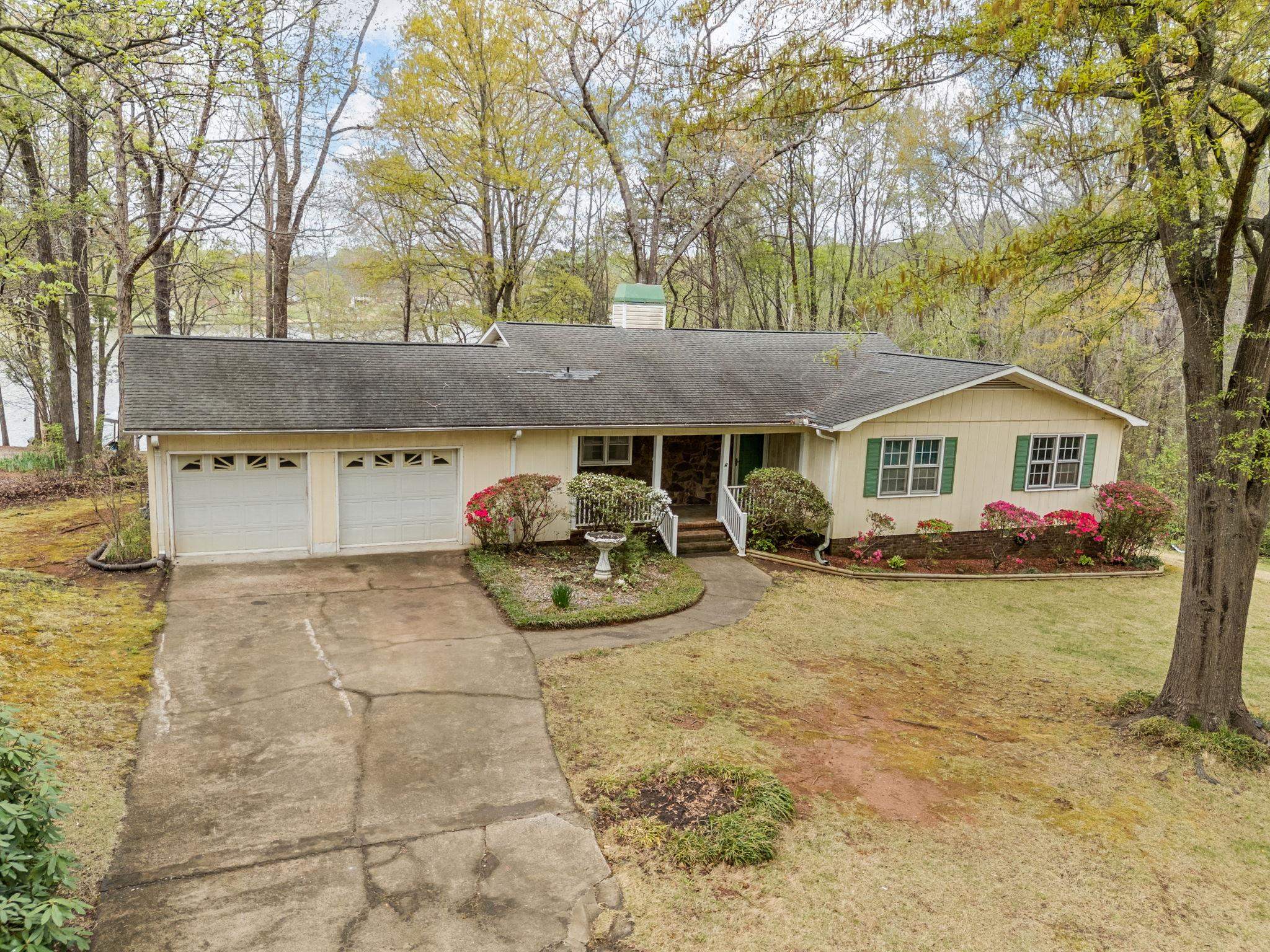 167 Chestnut Lake Drive, Inman, South Carolina image 3