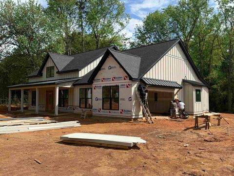 Homes For Sale - 294 Parris Farm Road<br/> chesnee, SC 29323