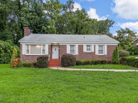 Homes For Sale - 218 Hillcrest Drive Dr<br/> Union County, Union, SC 29379