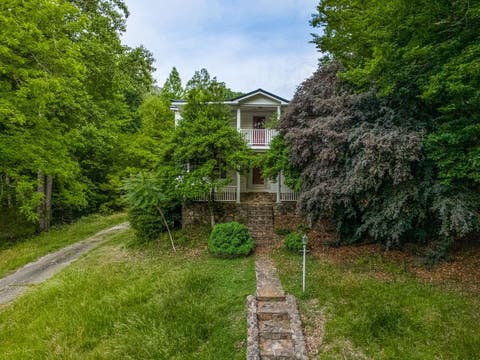 Homes For Sale - 2840 Glenn Springs Road<br/> Spartanburg, SC 29302