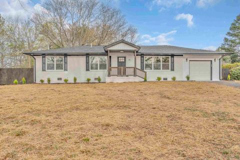 Homes For Sale - 26 Lyman Lake Road<br/> Lyman, SC 29365