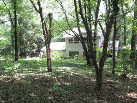 Homes For Sale - 290 Triple H Farm Road<br/> Inman, SC 29349