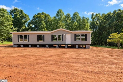 Mobile Home For Sale - 221 Helen Street<br/> Clinton, SC 29325