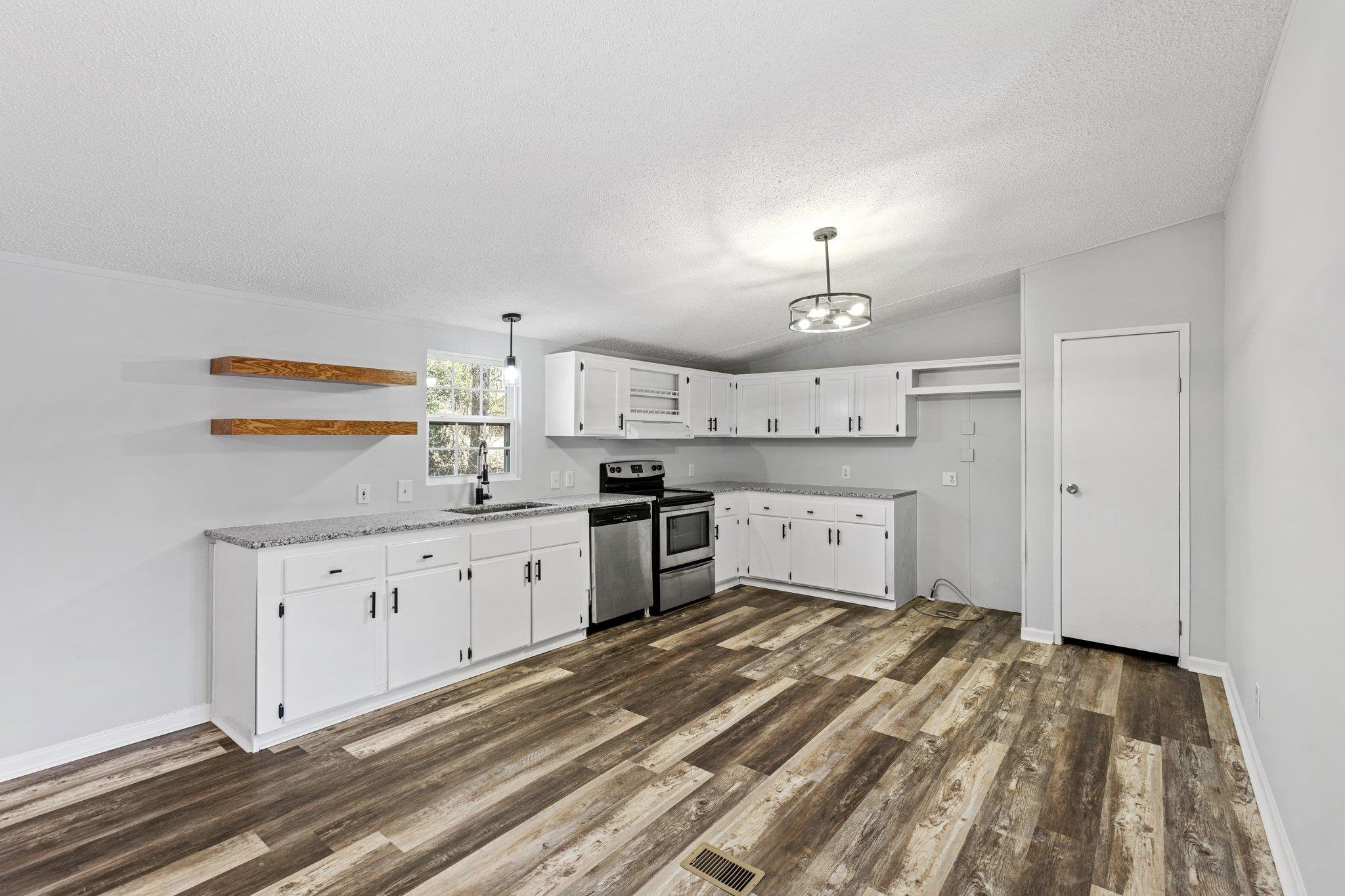 135 Cox Road, Wellford, South Carolina image 6