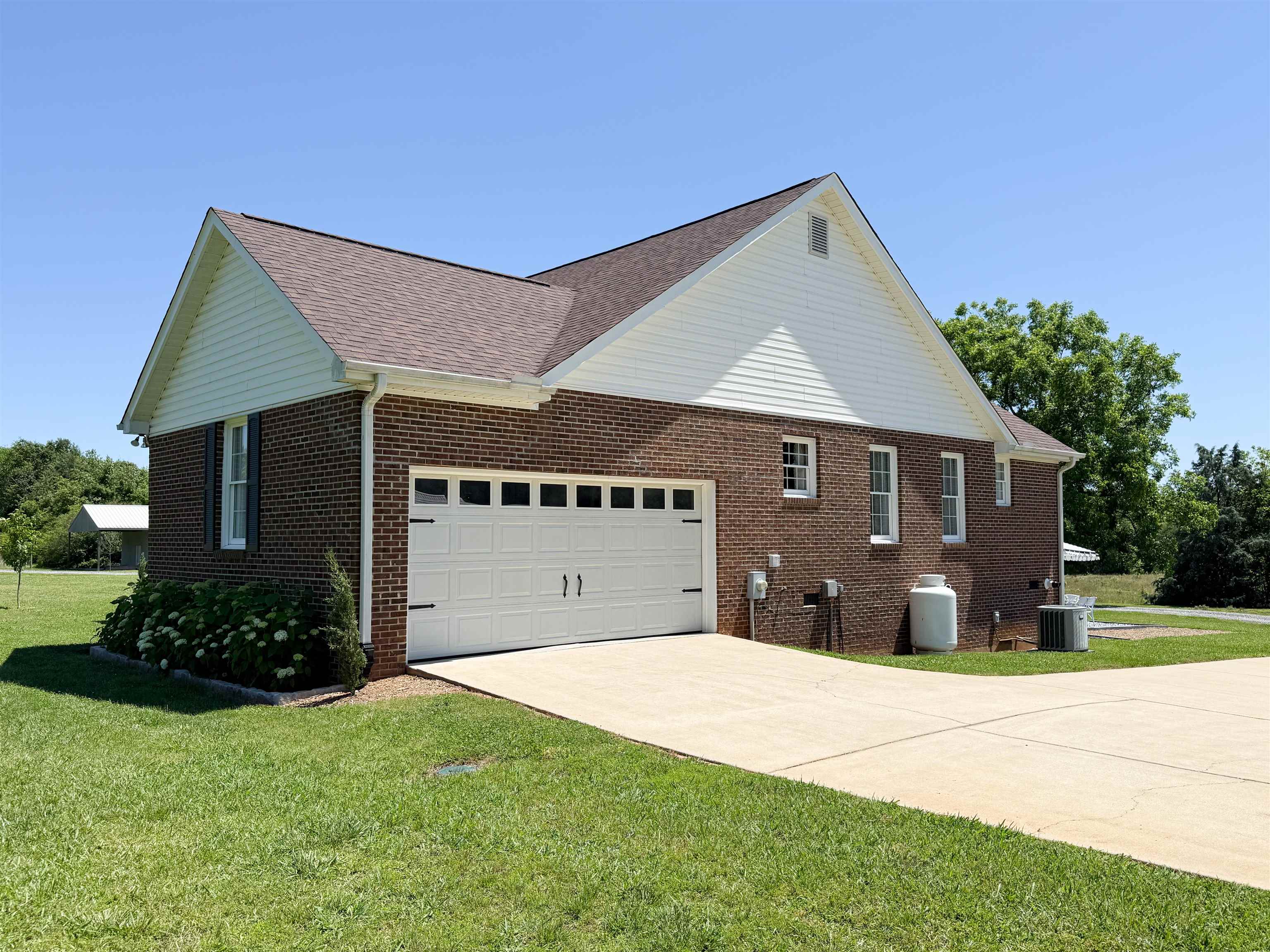 6050 Cross Anchor Road, Enoree, South Carolina image 3