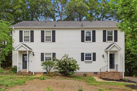 Townhouse For Sale - 111 Village Court<br/> Greer, SC 29651