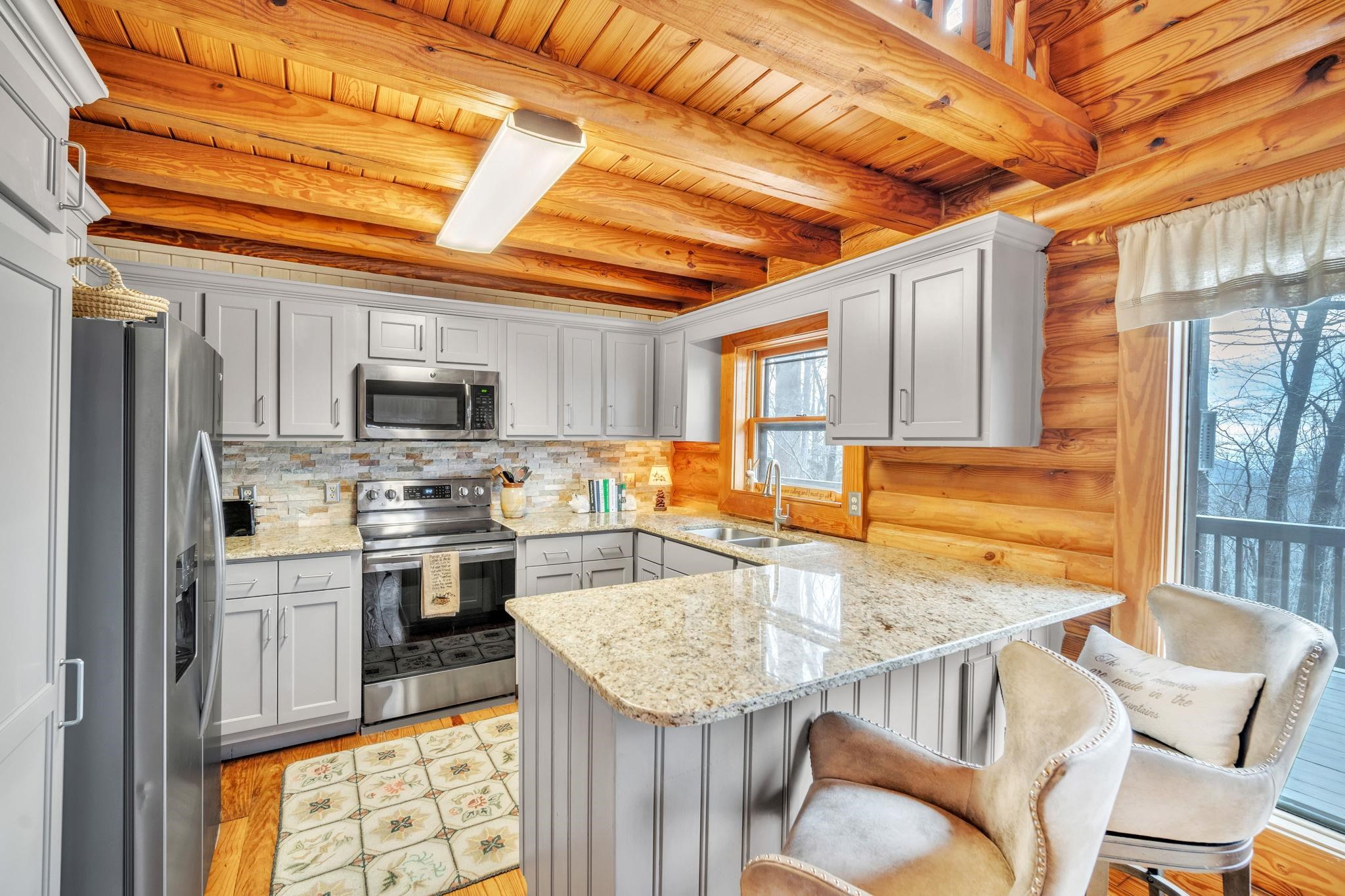888 White Oak Mountain Road, Columbus, North Carolina image 10