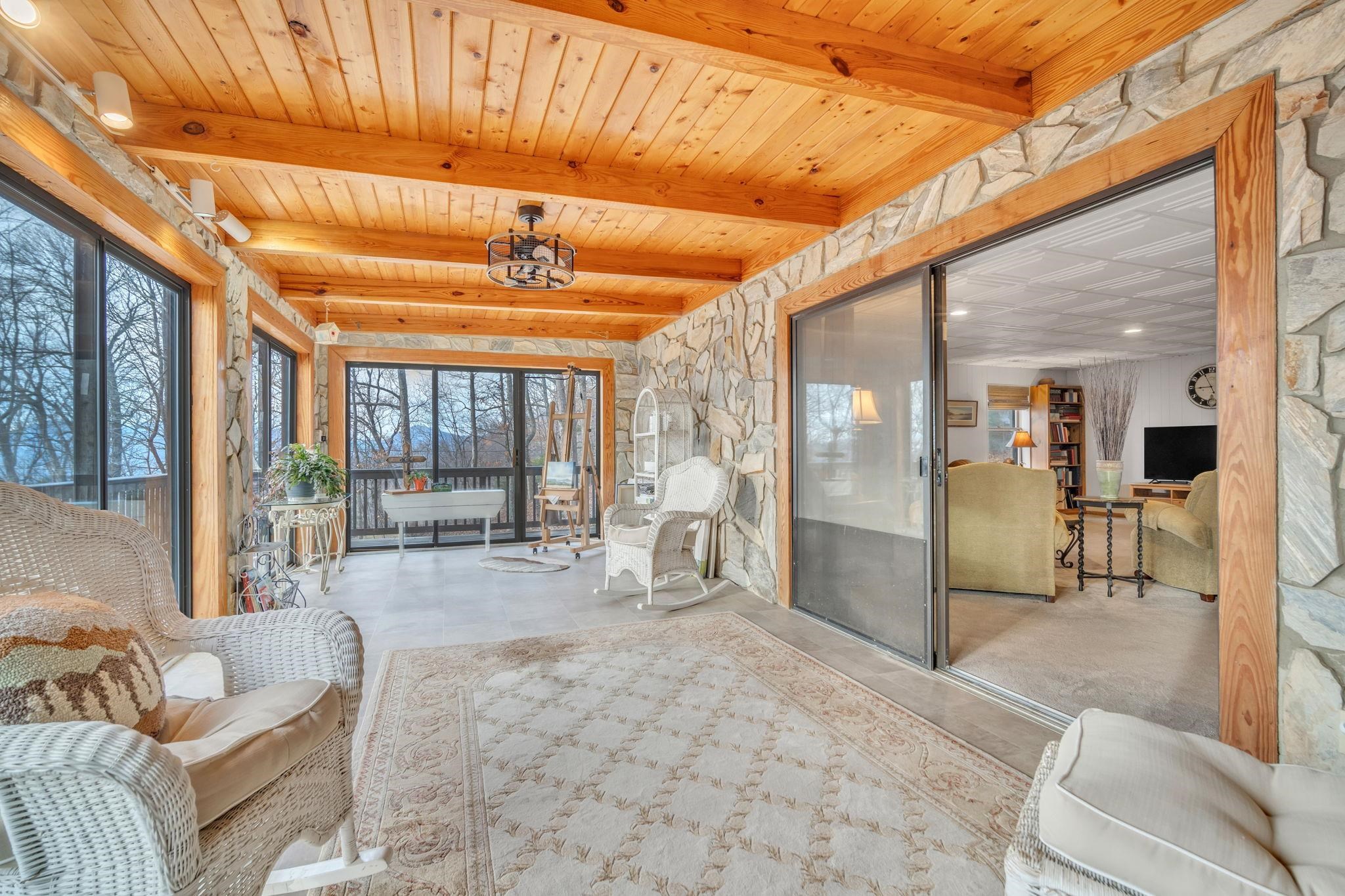 888 White Oak Mountain Road, Columbus, North Carolina image 17