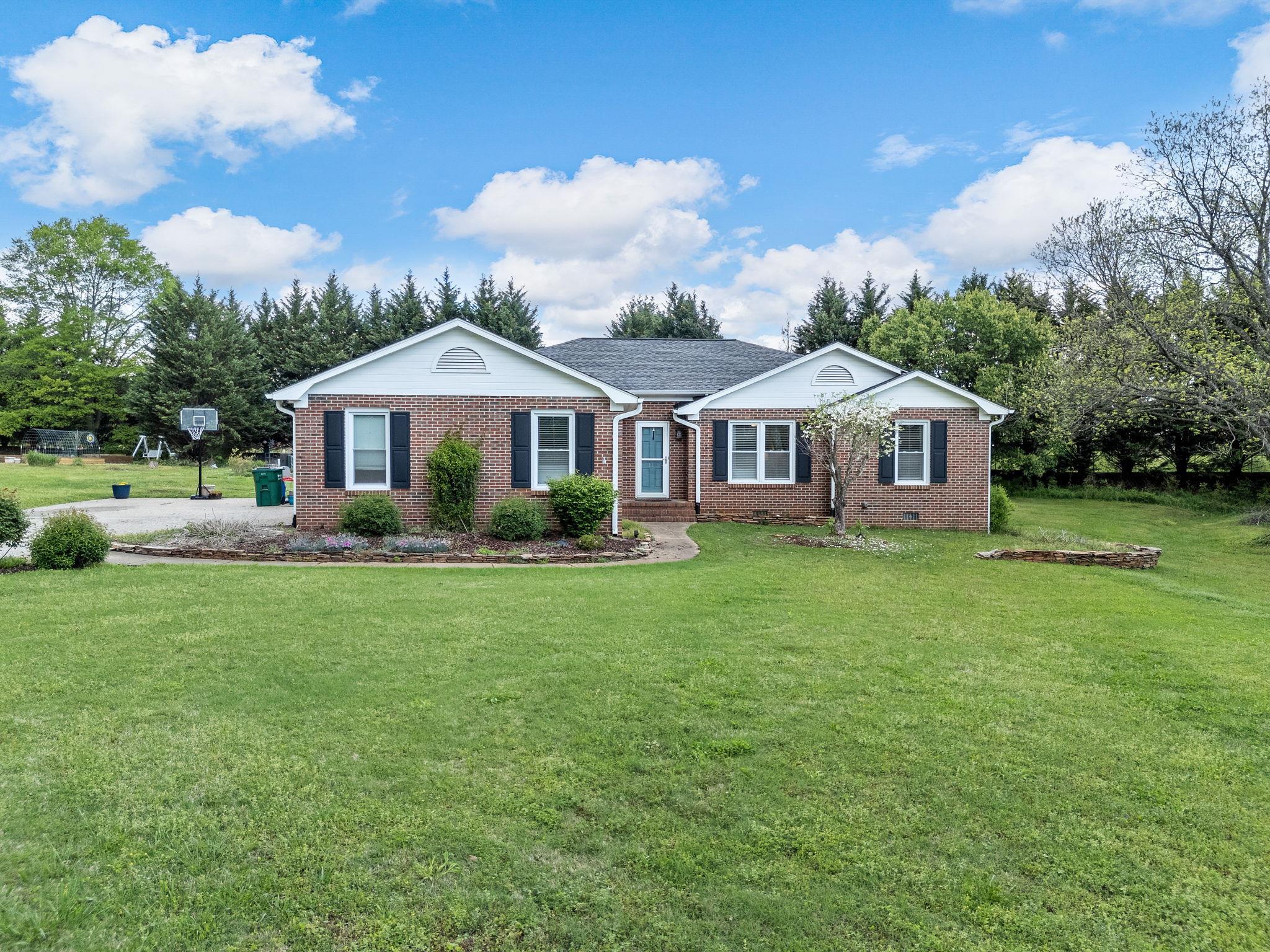 110 Miller Springs Drive, Moore, South Carolina image 3