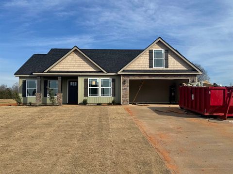 Homes For Sale - 108 Crooked Tree Drive<br/> Gaffney, SC 29341