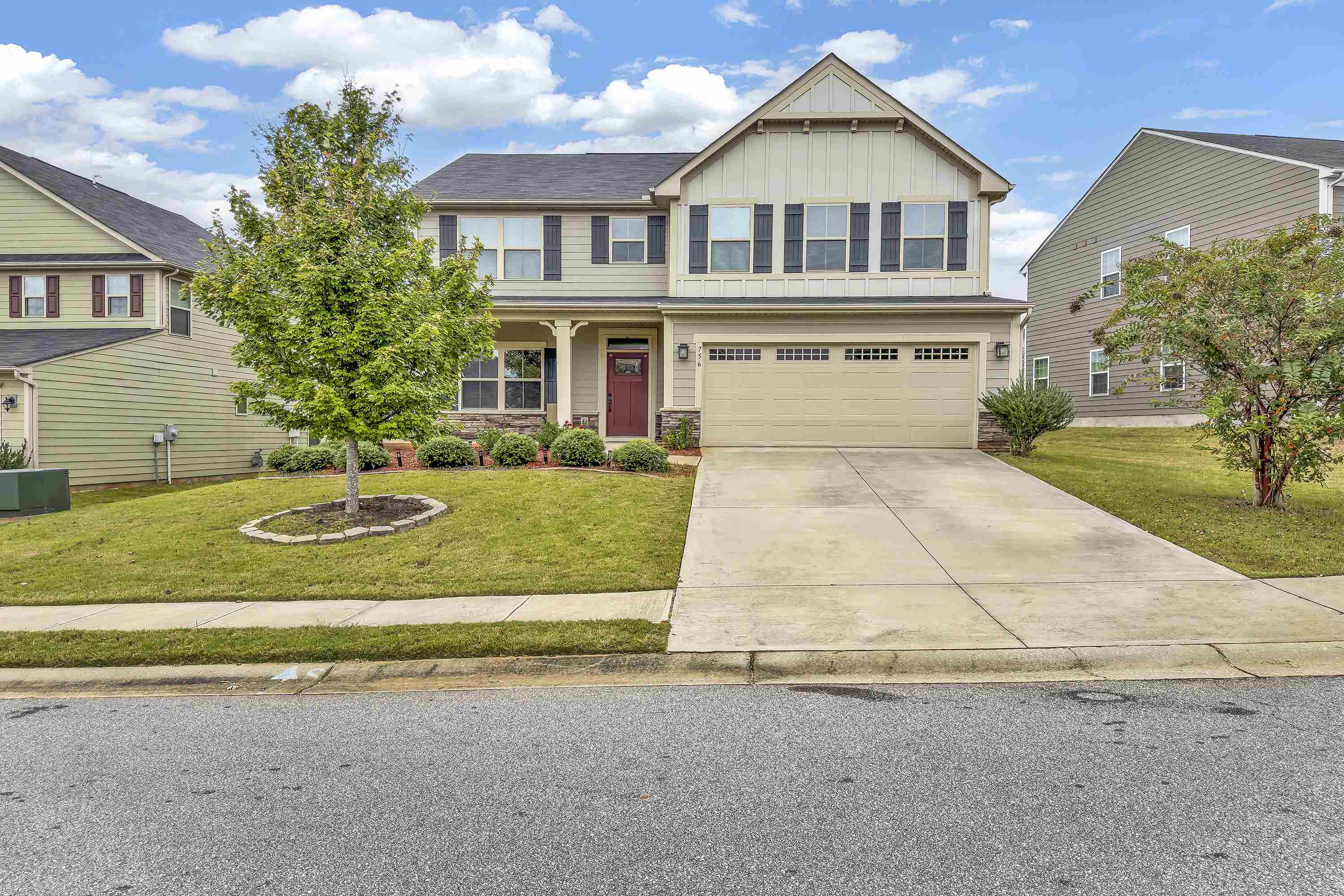 Duncan, South Carolina 29334, United States, 5 Bedrooms Bedrooms, ,4 BathroomsBathrooms,Residential,Active,251838