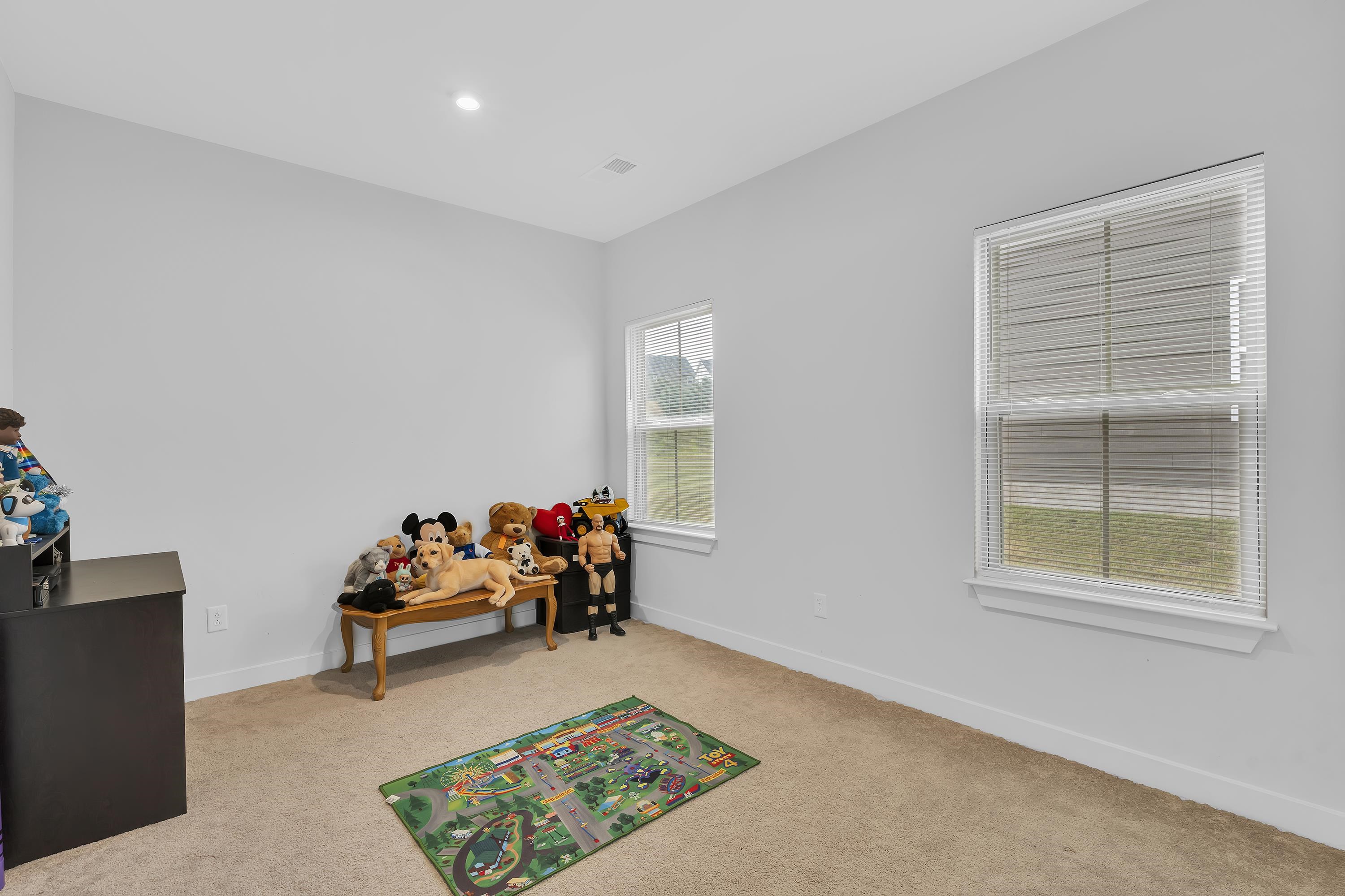 Duncan, South Carolina 29334, United States, 5 Bedrooms Bedrooms, ,4 BathroomsBathrooms,Residential,Active,251838