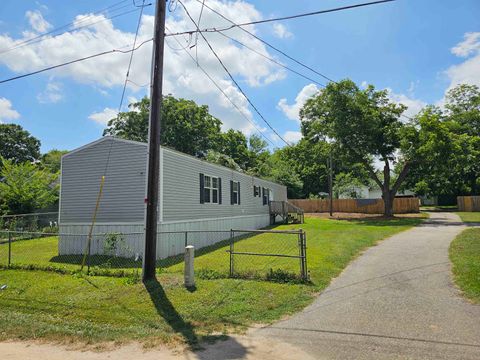 Homes For Sale - 139 Martin St.<br/> Spartanburg, SC 29301