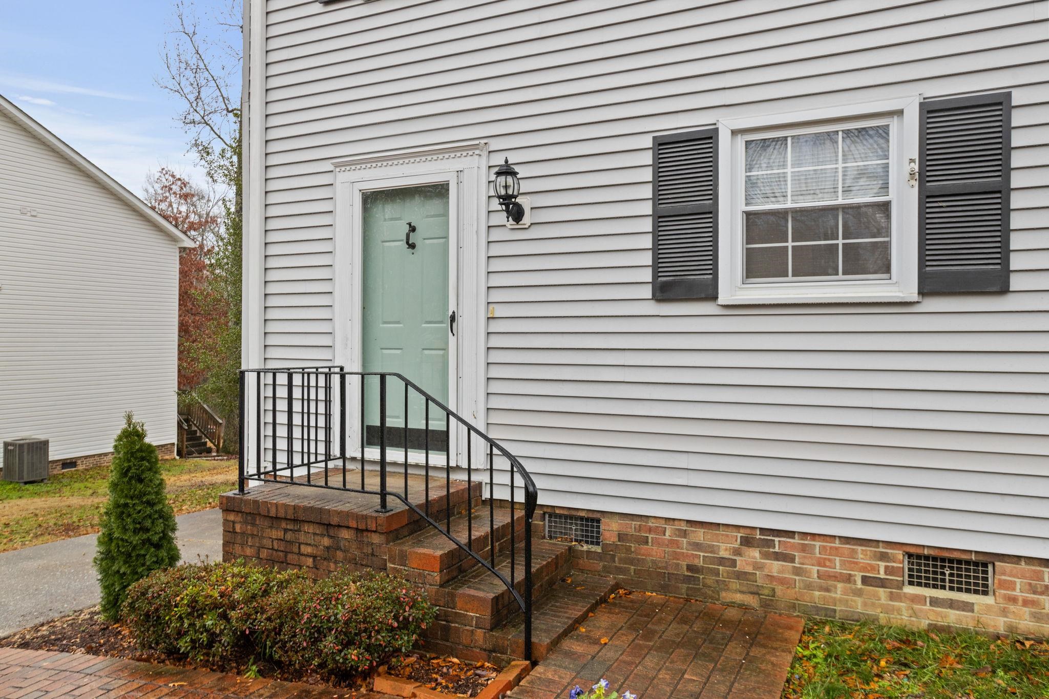 114 Village Court, Greer, South Carolina image 6