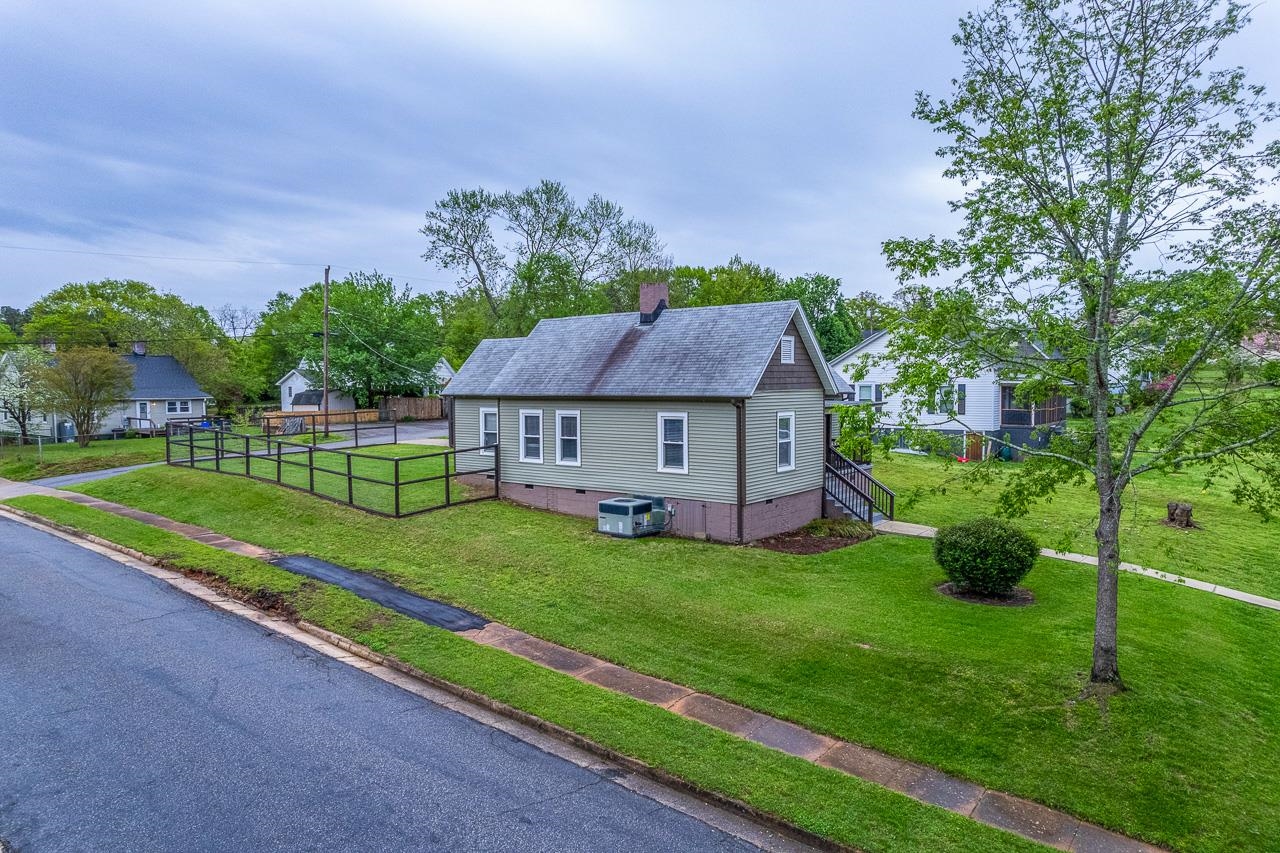 16 Blake Street, Greenville, South Carolina image 23