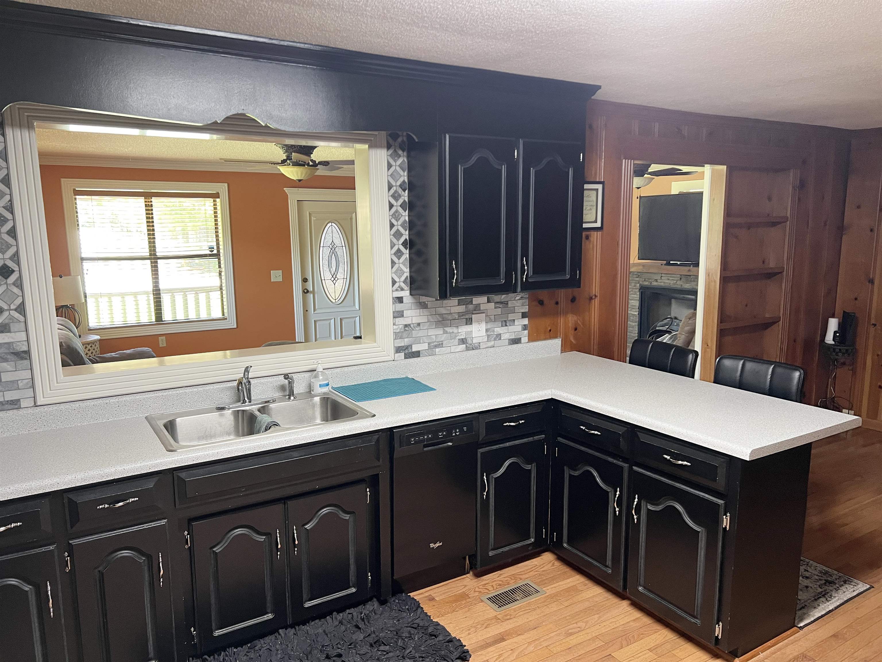 355 Blue Ridge Road, Campobello, South Carolina image 6