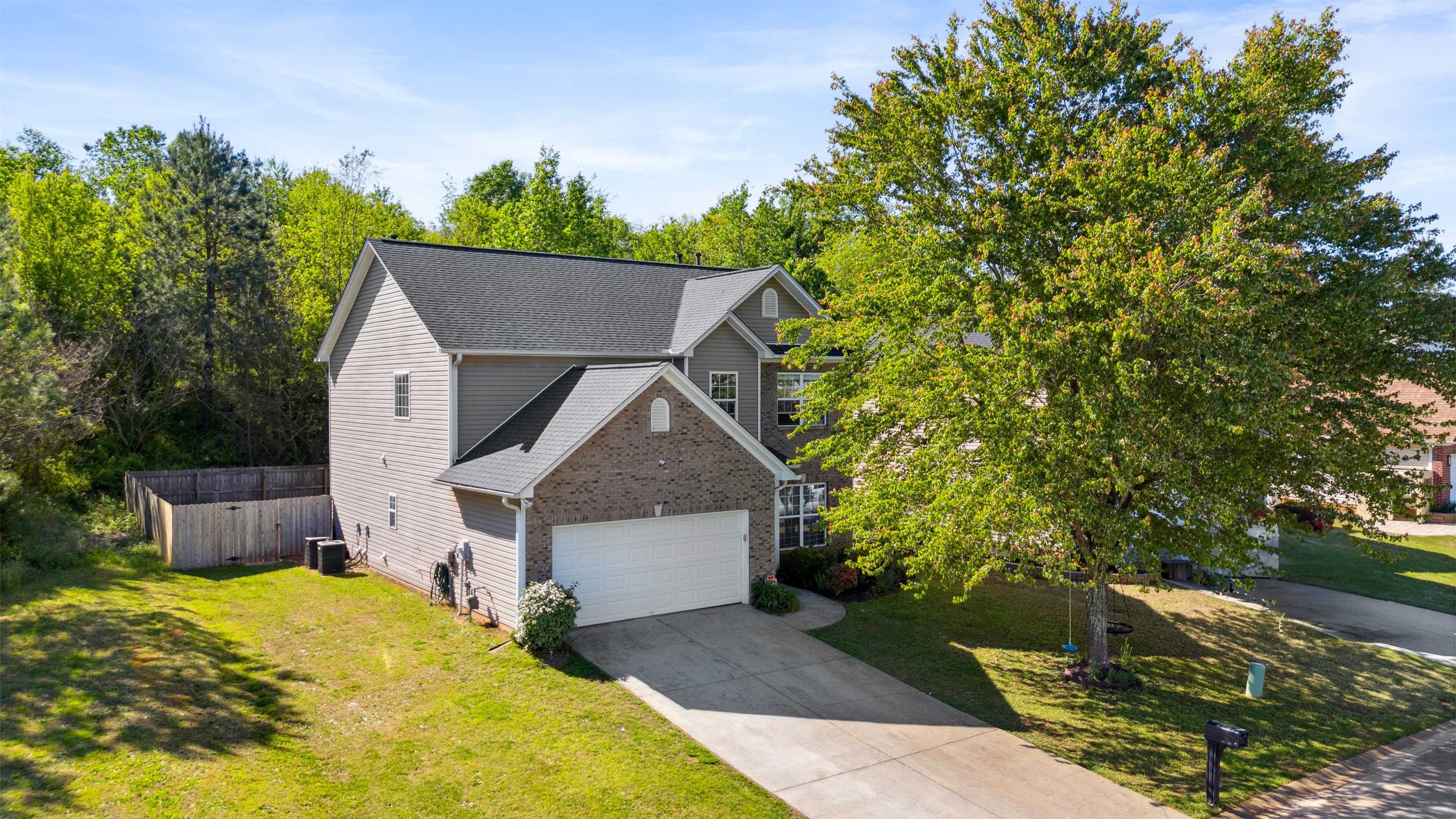 444 Melbourne Lane, Spartanburg, South Carolina image 1