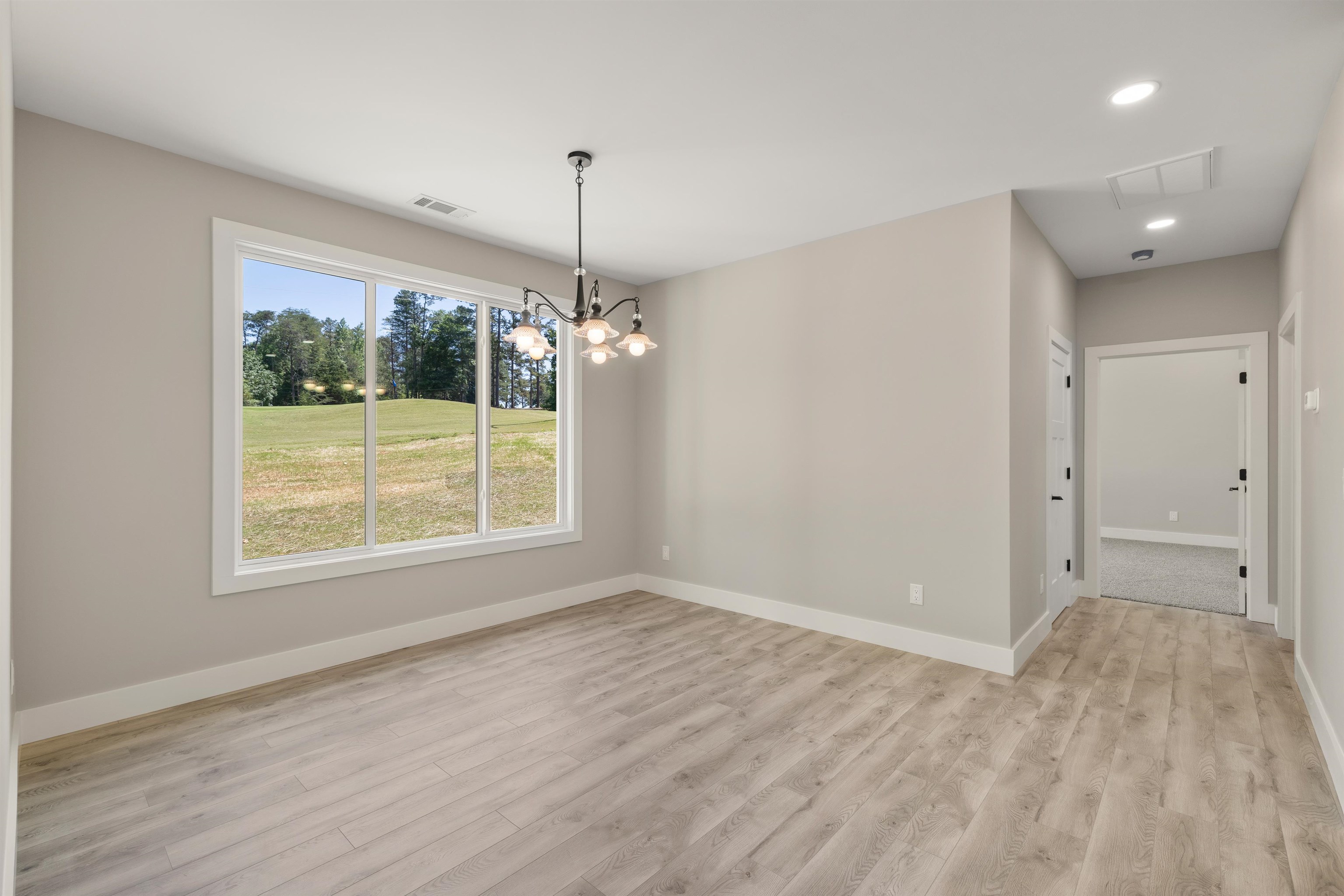 3135 E Croft Circle, Spartanburg, South Carolina image 9