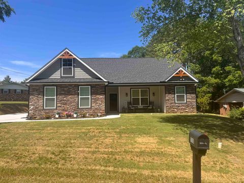 Homes For Sale - 110 Baker Court<br/> Easley, SC 29640