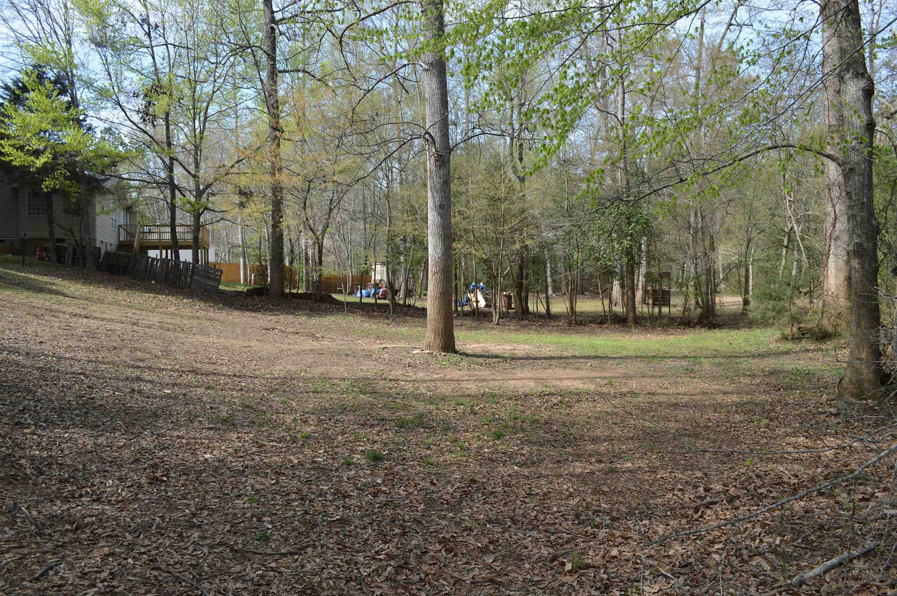 216 Palmetto Circle, Greer, South Carolina image 4