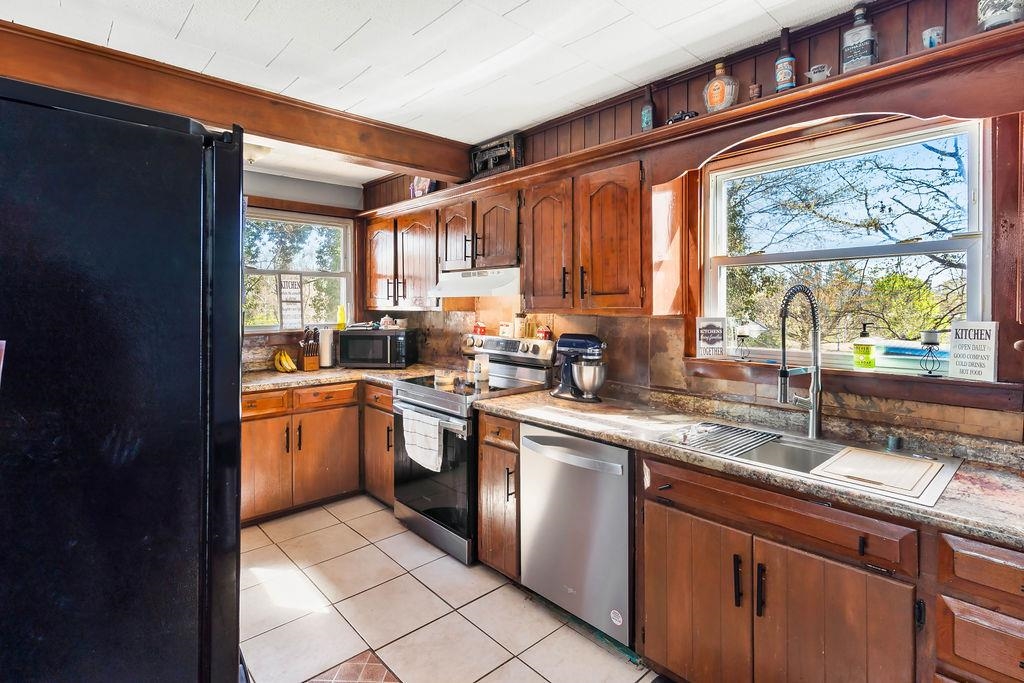 2150 Oakhurst Circle, Spartanburg, South Carolina image 11
