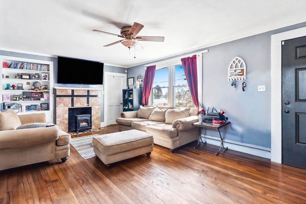 2150 Oakhurst Circle, Spartanburg, South Carolina image 6