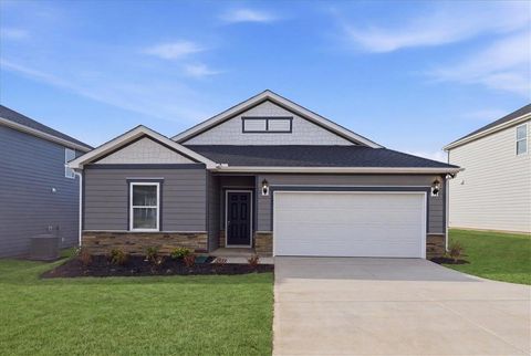 Homes For Sale - 612 Hollybank Street<br/> Fountain Inn, SC 29644