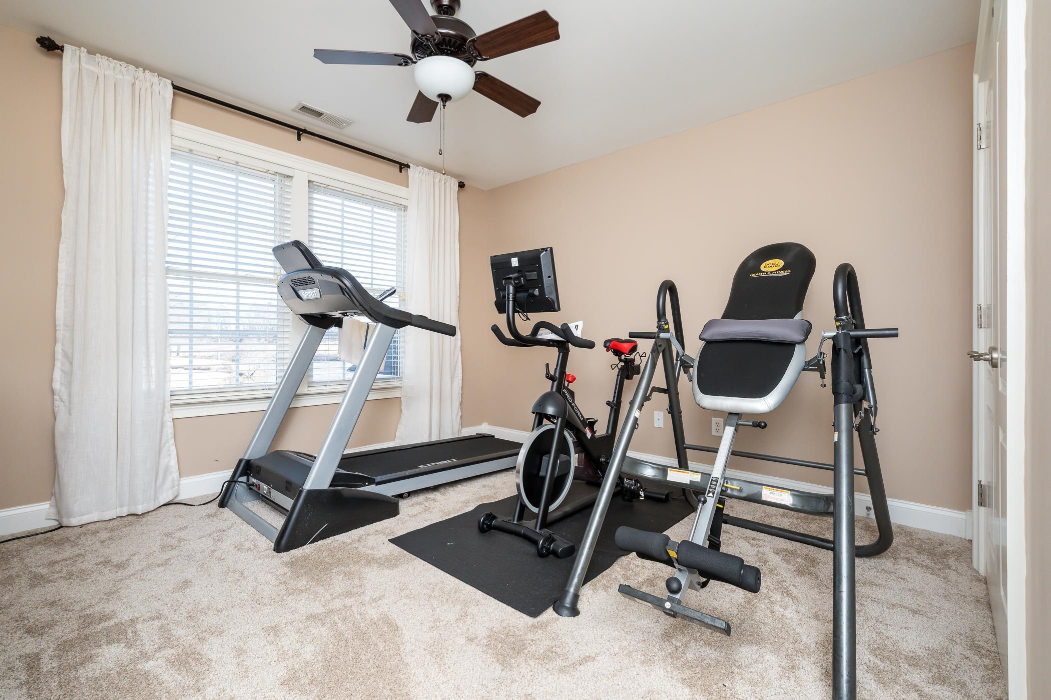 255 Sandy Run Drive, Greer, South Carolina image 21