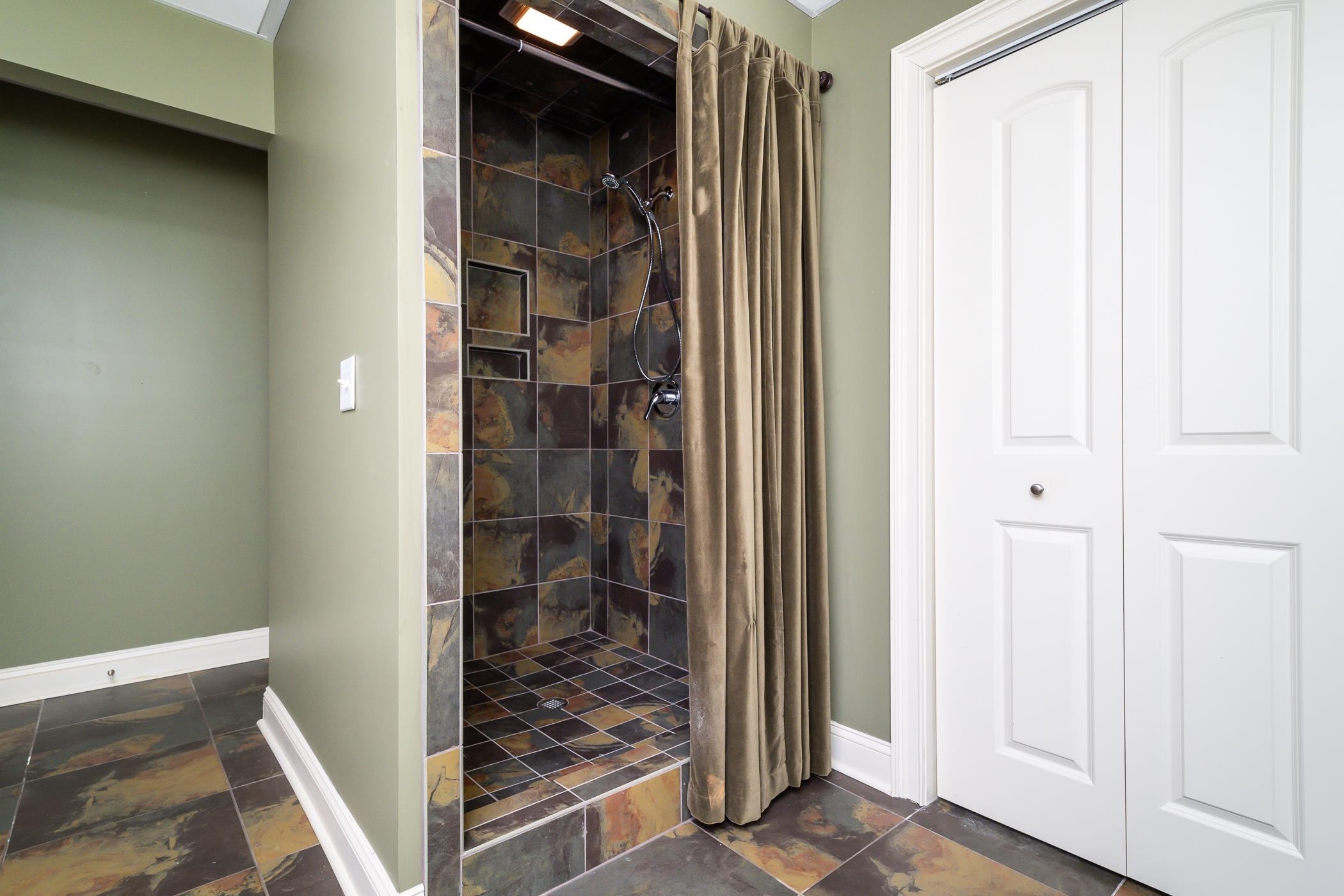 255 Sandy Run Drive, Greer, South Carolina image 37