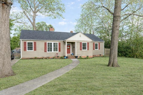 Homes For Sale - 315 Briarwood Road<br/> Spartanburg, SC 29301