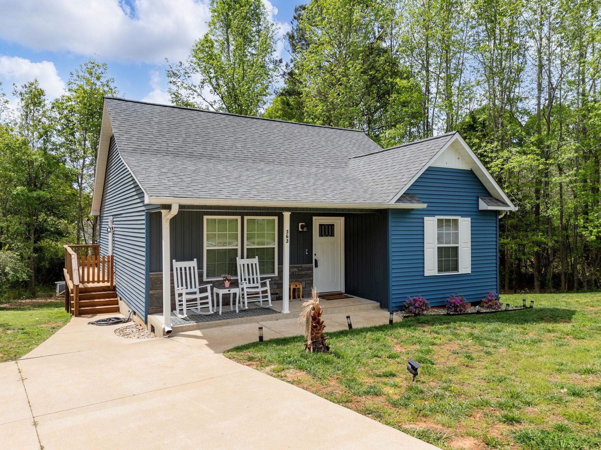 363 W Church Street, Cowpens, South Carolina image 1