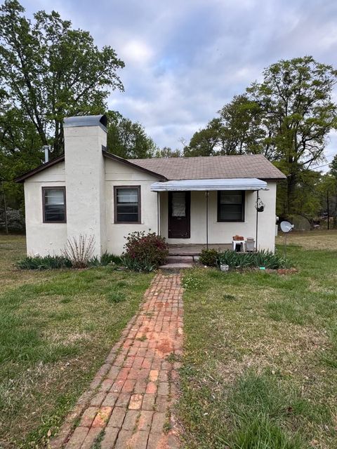 Homes For Sale - 130 Washington Road<br/> Cowpens, SC 29330