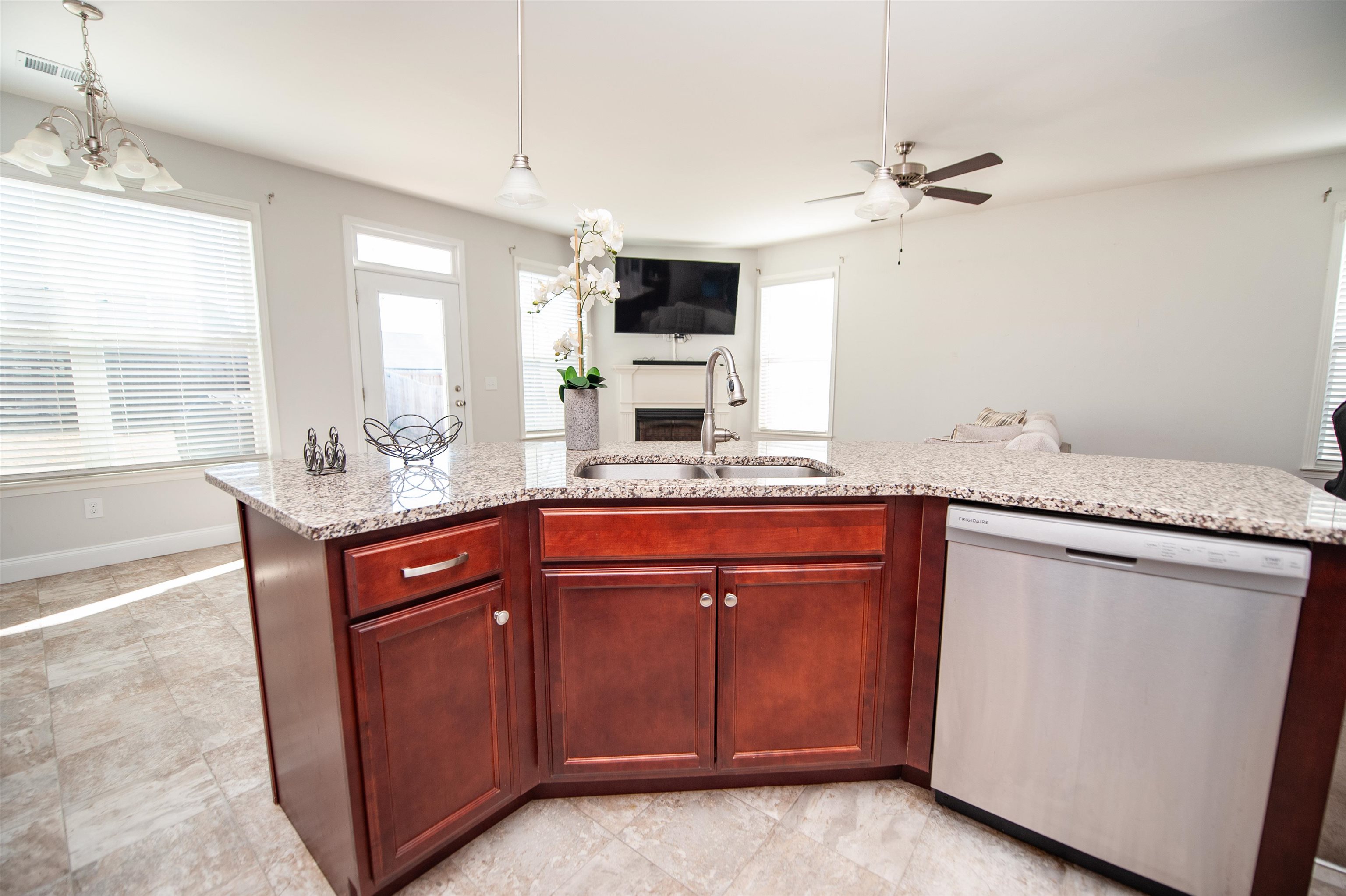 920 Ravenfield Dr, Duncan, South Carolina image 14