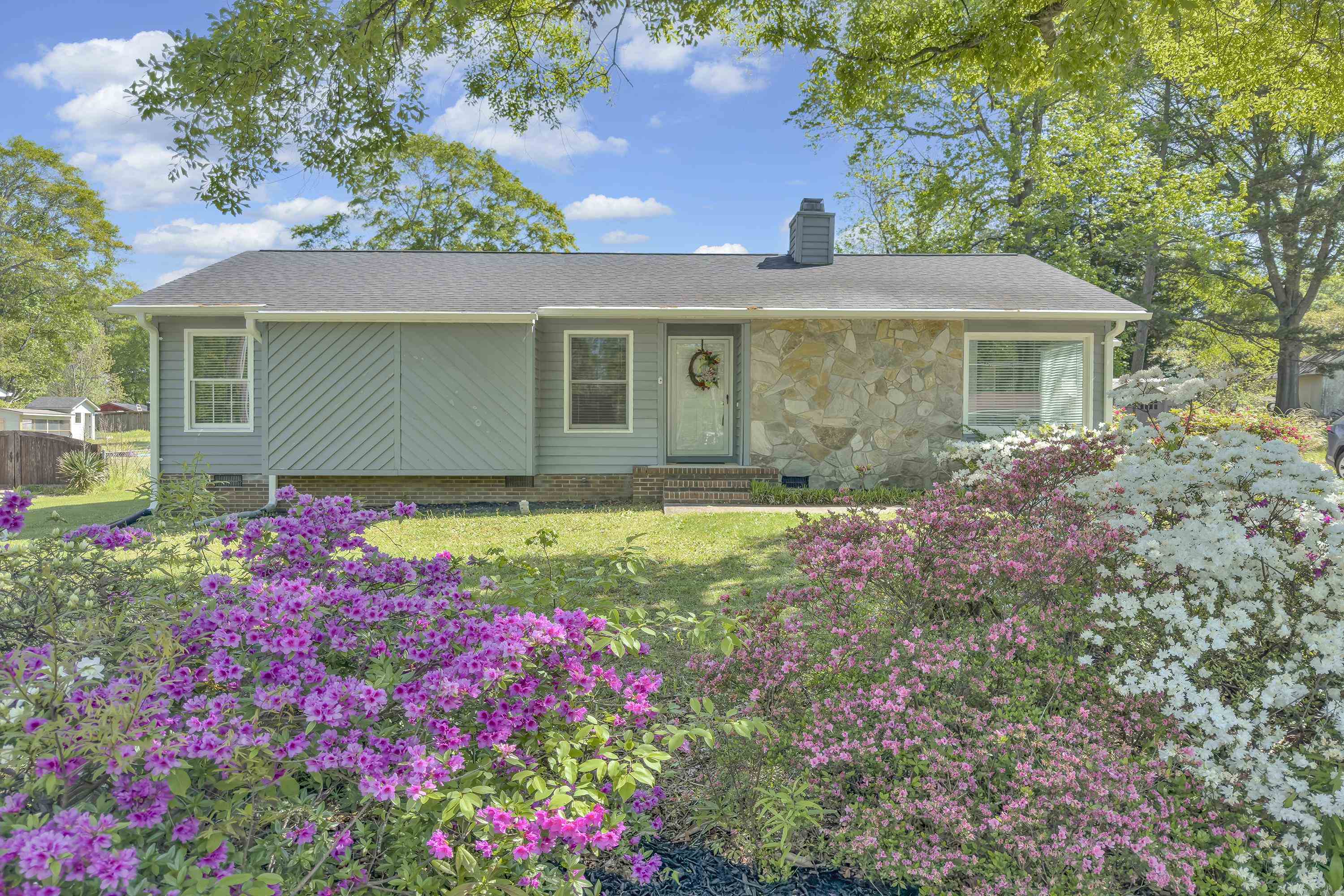 110 Oak Drive, Greer, South Carolina image 2