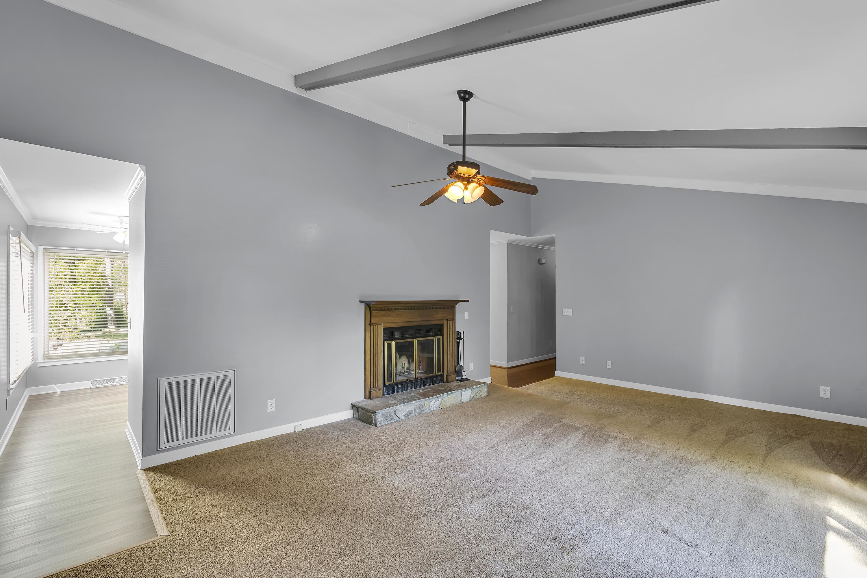 110 Oak Drive, Greer, South Carolina image 5