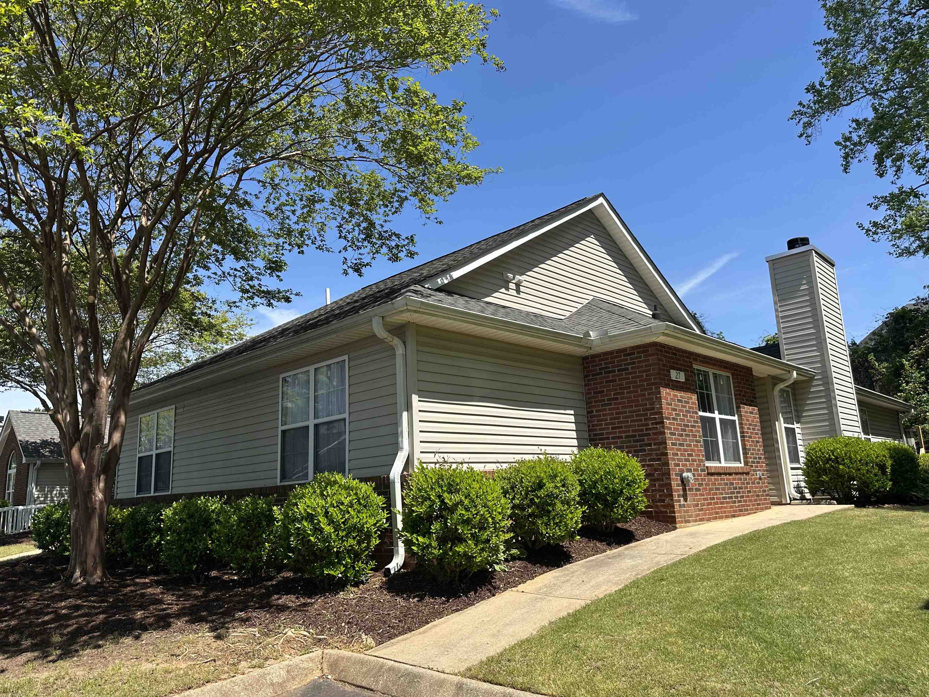 27 Enoree View Drive, Greer, South Carolina image 2
