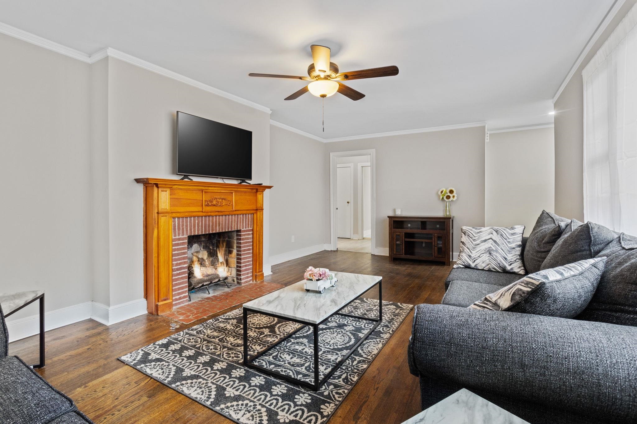 300 Nash Street, Fountain Inn, South Carolina image 8