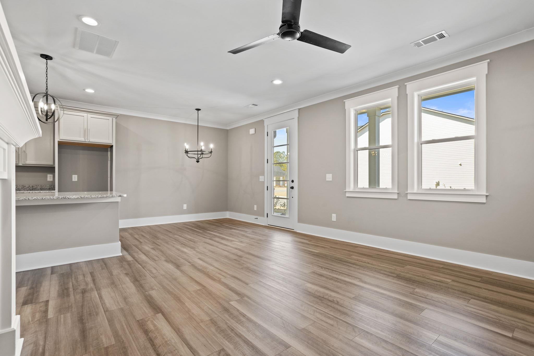 1212 N Pinot Road, Duncan, South Carolina image 4