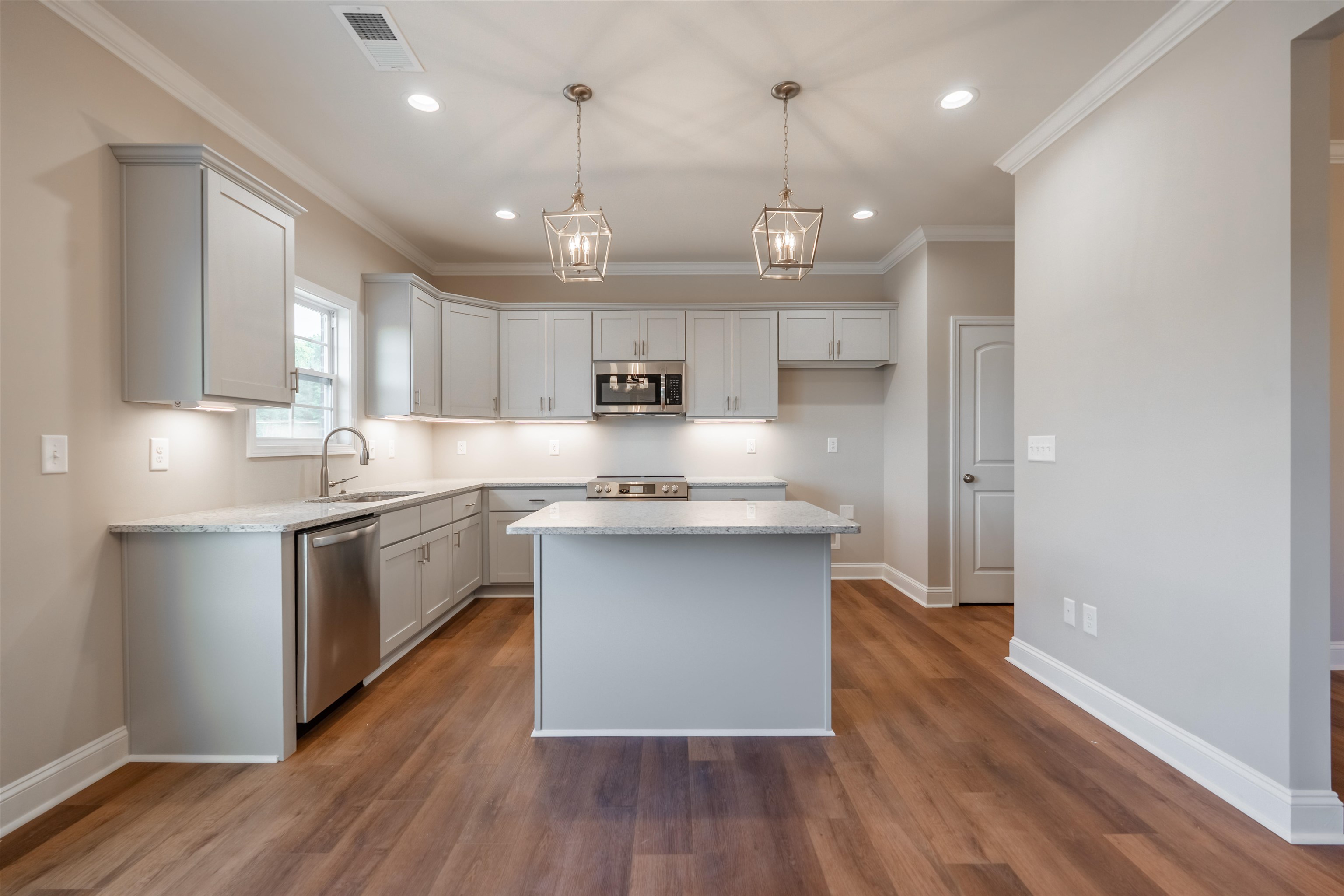 241 Carriage Gate Drive, Wellford, South Carolina image 4