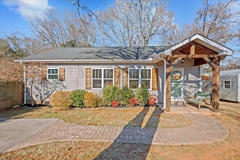 A home in Greenvile