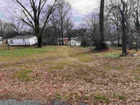 Vacant Land For Sale - 620 Broad St Street<br/> Cherokee County, Gaffney, SC 29341