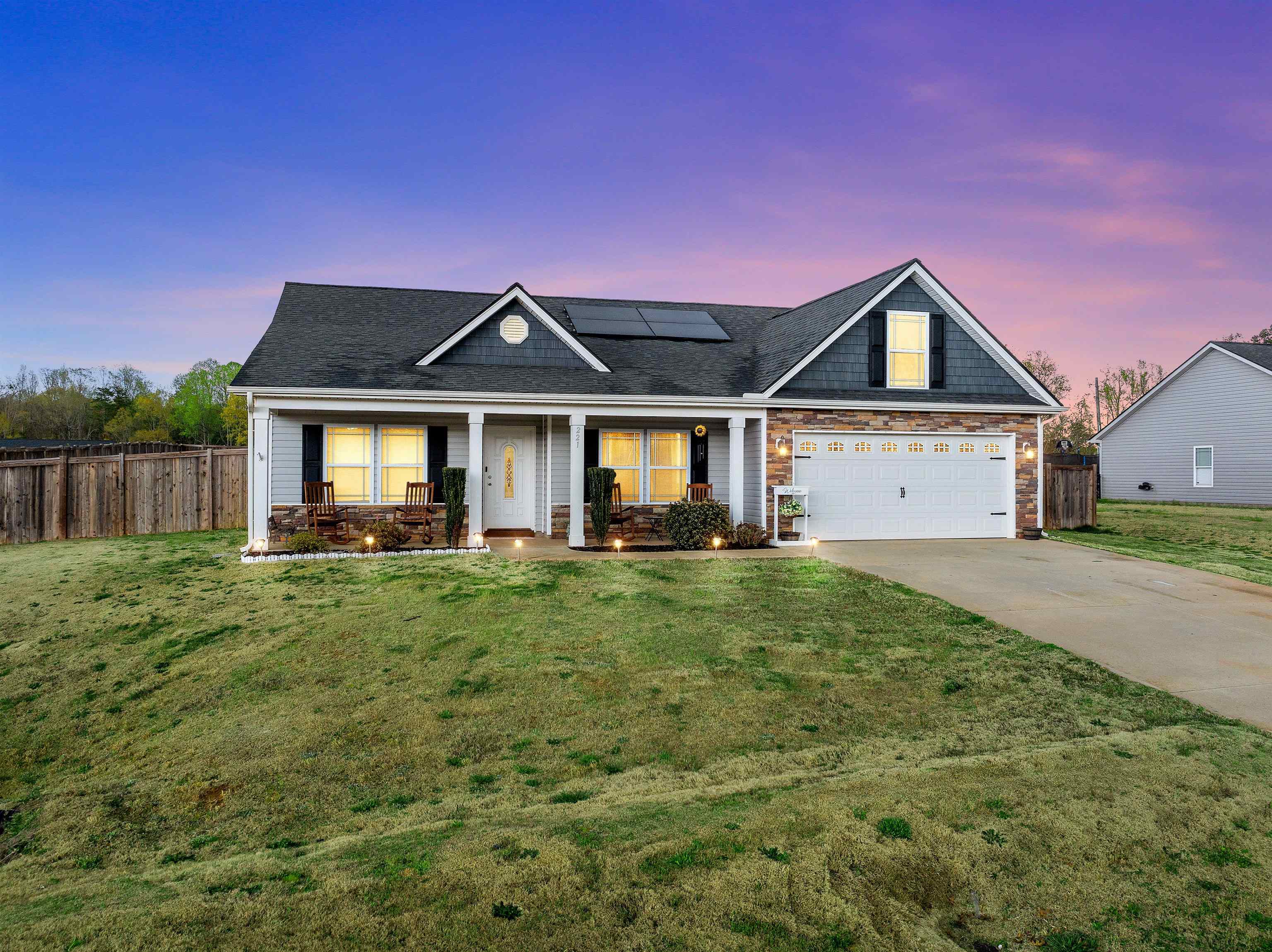 221 Bertha Burns Road, Inman, South Carolina image 1