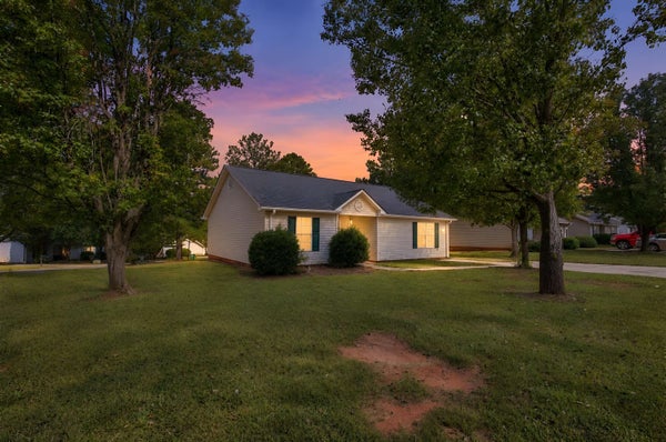 534 LAVENDULA ST, SPARTANBURG, SC 29301 - Image 447bd0b3b9eeccdcb082e7262b291fff/1540827201