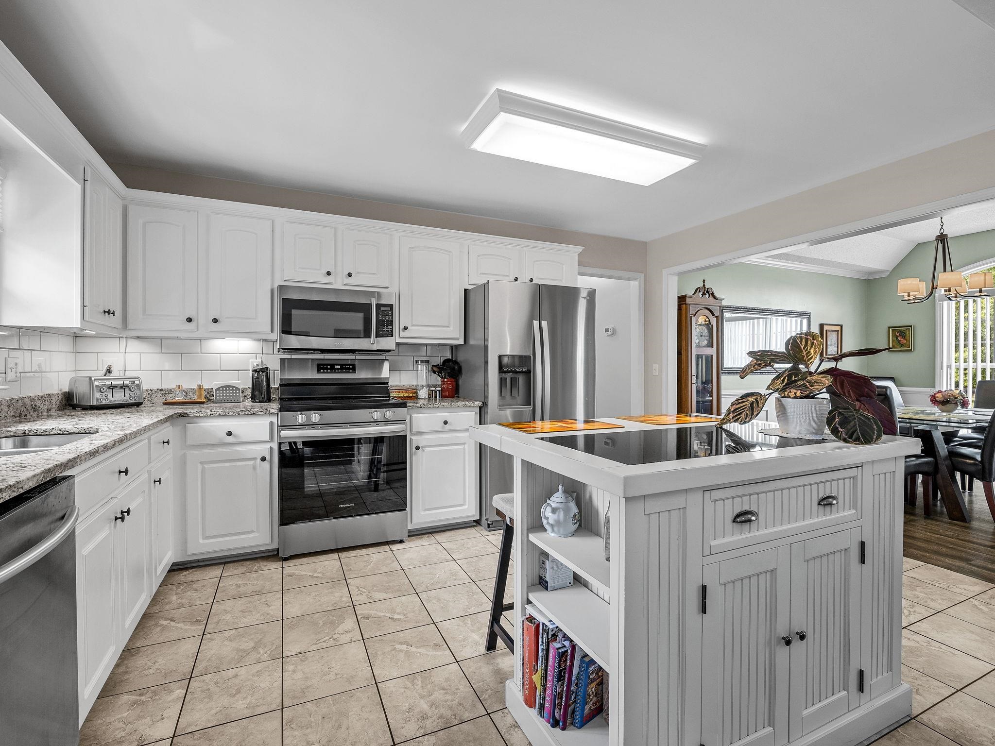 121 Lewis Burnett Drive, Boiling Springs, South Carolina image 9