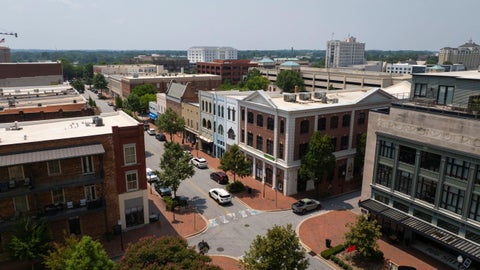 Condo For Sale - 160 E Main St St<br/> Spartanburg, SC 29306