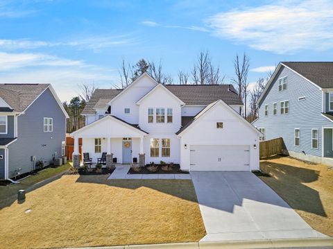 Homes For Sale - 373 Fenwick Drive<br/> Woodruff, SC 29388