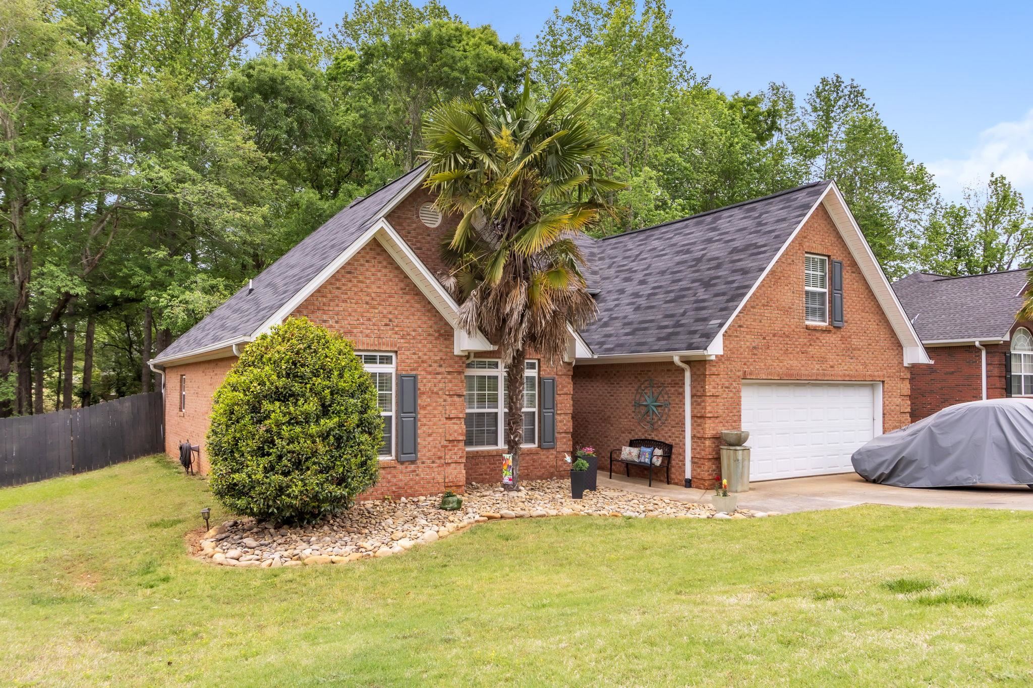 408 N Sweetwater Hills Drive, Moore, South Carolina image 2