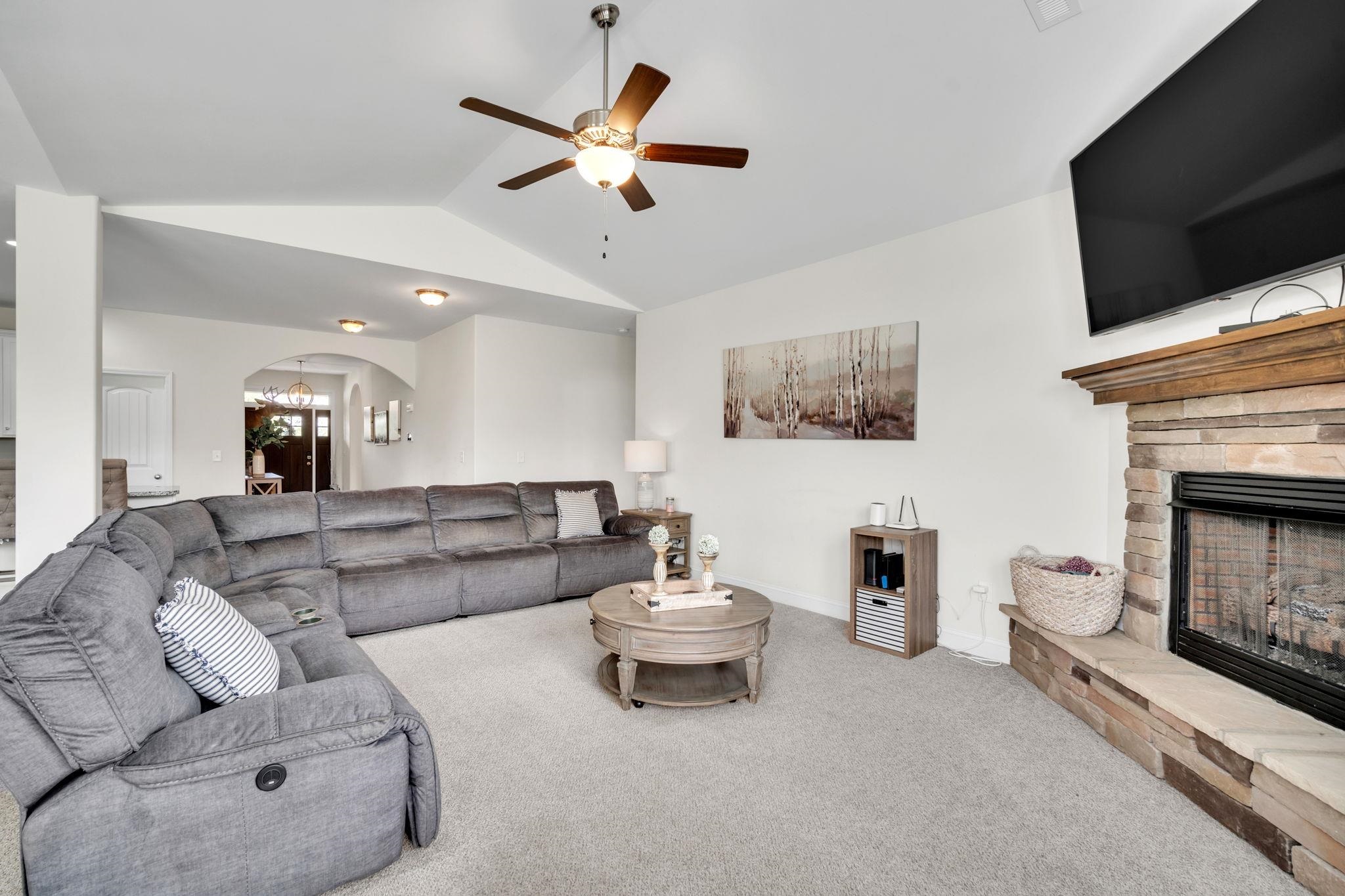 1560 Ballenger Road, Wellford, South Carolina image 2