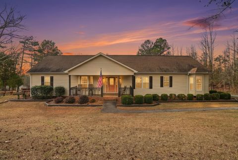 Homes For Sale - 110 Indian Ridge Drive<br/> Laurens, SC 29360